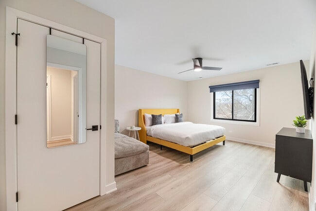 Photo - 7200 N Western Ave Unit ID1060169P