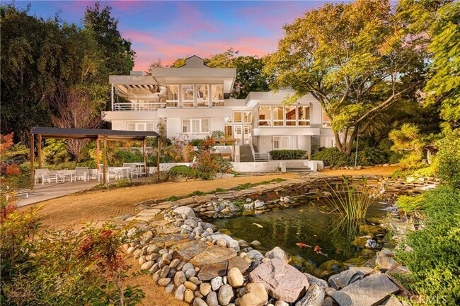 Building Photo - 31561 Peppertree-Bend