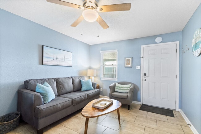 Building Photo - 1159 W Beach Blvd Unit SI ID1541225P