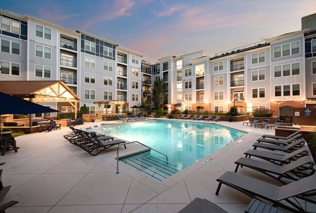 Avanti Brookhaven - Brookhaven, GA 10 units available