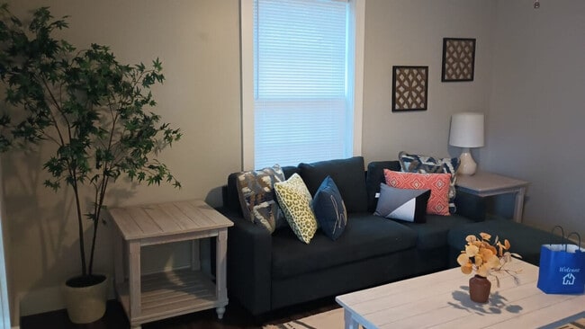 Photo - 214 McGarity St Unit SI ID1234773P