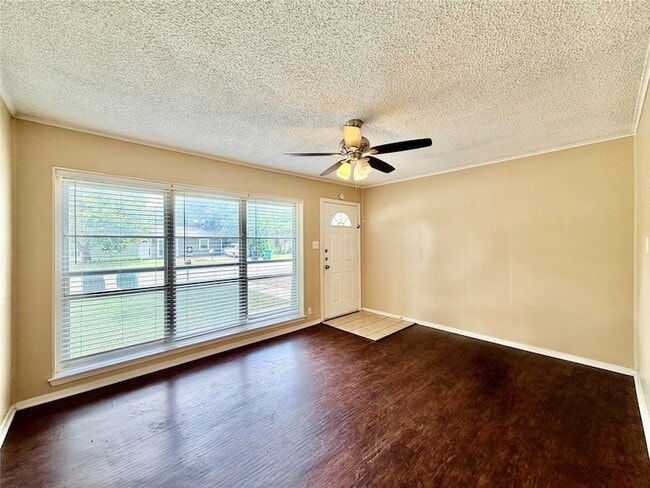 Photo - 1609 Wayne St