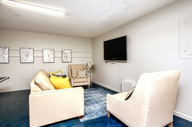 Building Photo - 22 Moreno Point Rd Unit ID1285898P