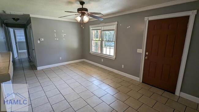 Photo - 214 Honey Ln Cir