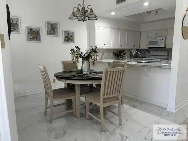 Photo - 77 Santa Isabel Blvd