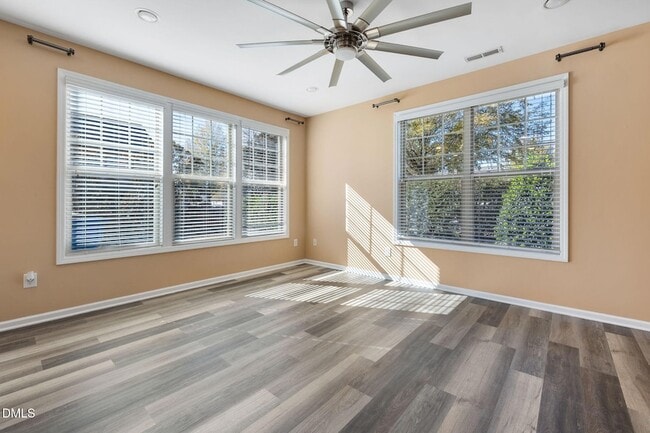 Photo - 7603 Weathered Oak Way