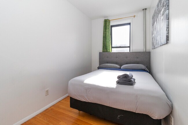 Photo - 224 E 95th St Unit SI ID1058699P