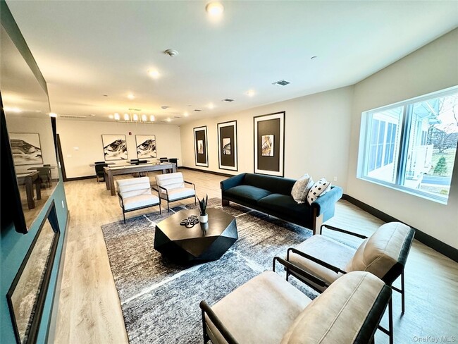 Building Photo - 306 Bluestone Ct Unit 114