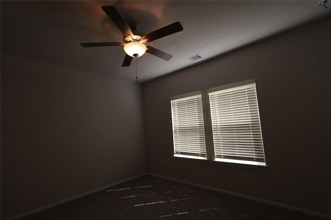 Photo - 67 Courageous Side Way