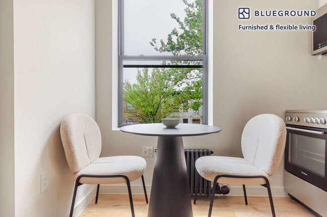 Photo - 511 9th St Unit FL3-ID1850