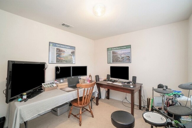 Photo - 1327 Primrose Dr