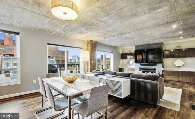 Photo - 3210 Grace St NW Unit 308