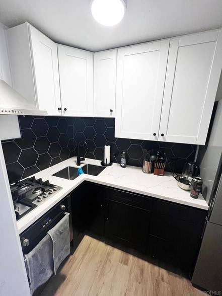 Building Photo - 4616 Cherokee Ave Unit A