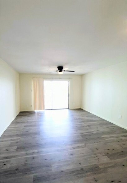 Photo - 500 Tiki Dr Unit 107B