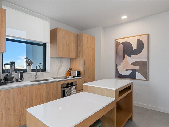 Photo - 11 NE 6th St Unit SI ID1376602P