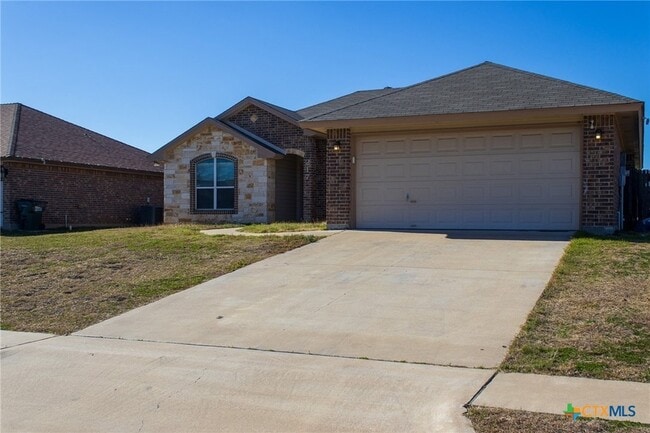 Photo - 217 Pointer St