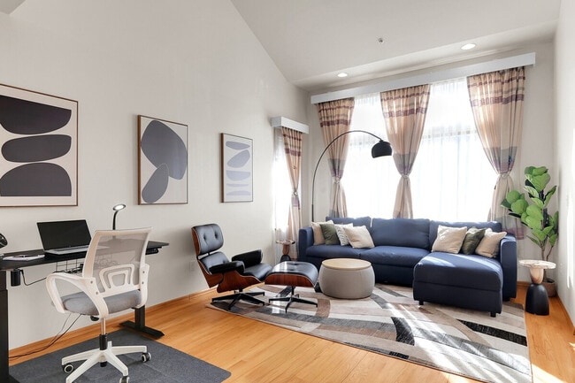 Photo - 7415 204th St SW Unit SI ID1054332P