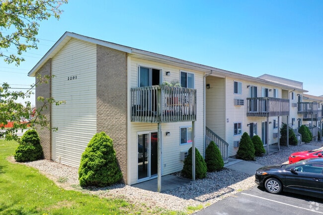 Building Photo - The Charleston