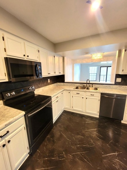 Photo - 1608 Shady Cove Ln