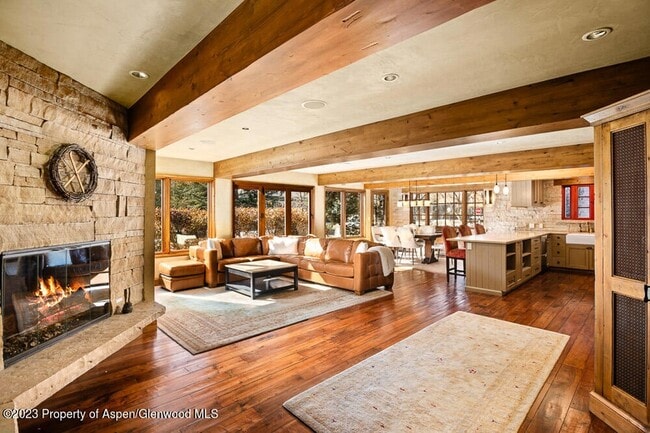 Photo - 114 E Bleeker St Unit 102