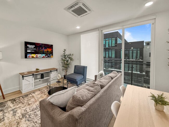 Photo - 1214 N American St Unit ID1075581P