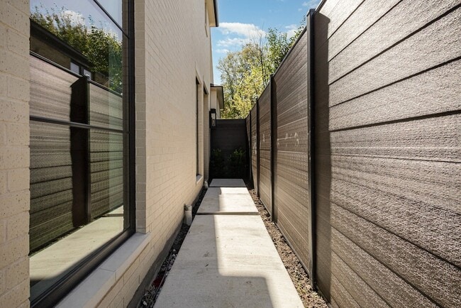 Photo - 4203 Normandy Ave