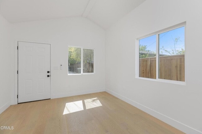 Photo - 1537 Wesley Ave