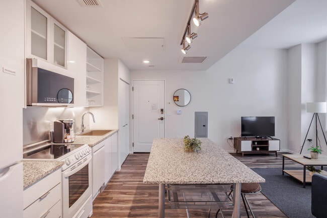 Photo - 9-JAN-JAN E 4th St Unit ID1222844P