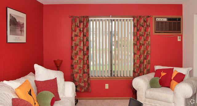 Photo - Robbins Nest