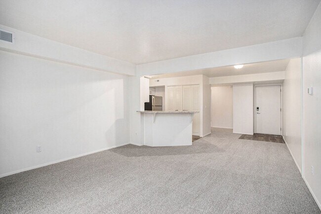 Photo - Glenn Valley Apartments