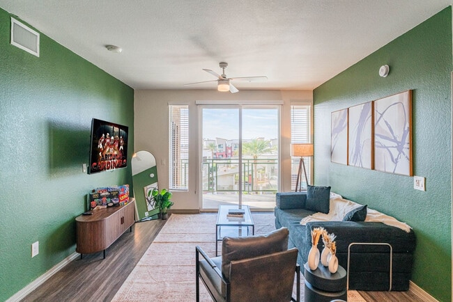 Building Photo - 9600 W Georgia Ave Unit ID1374246P