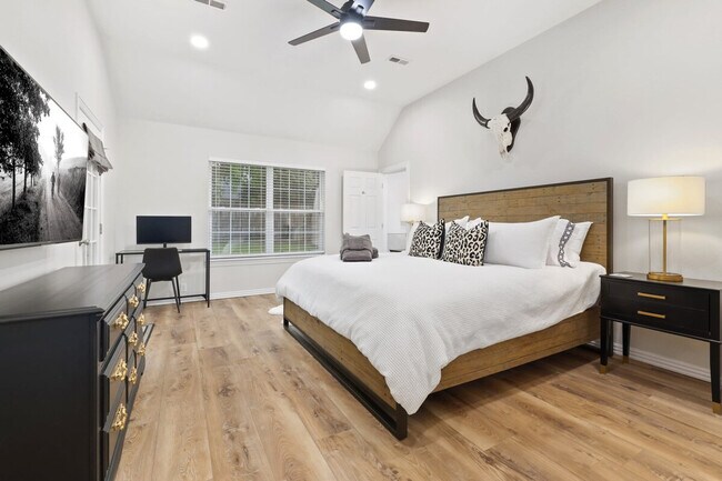 Photo - 304 Coachlight Dr Unit ID1221882P