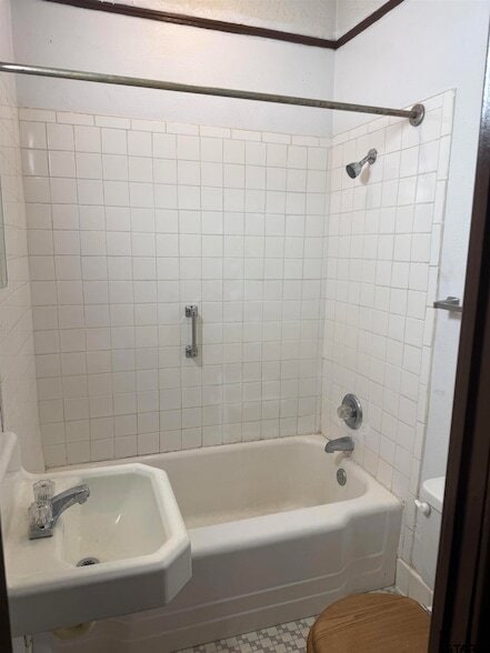 Photo - 128 N Main St