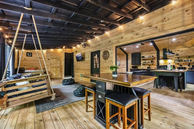 Photo - 4949 Ledford Rd Unit ID1051743P