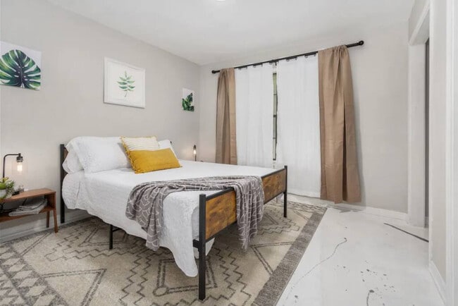 Photo - 2001 N 61st Ave Unit ID1354817P