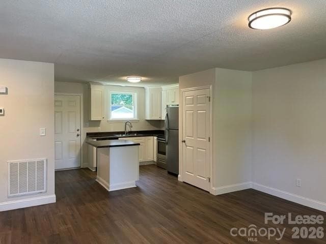 Photo - 804 Spencer Rd NE