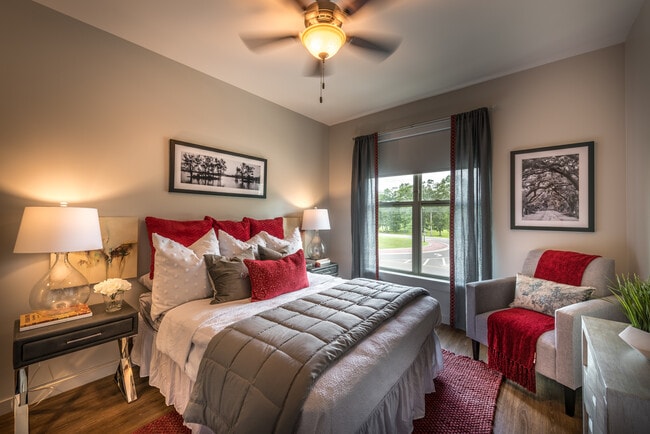 Photo - Villages of Americana