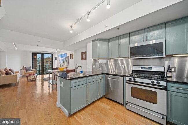 Building Photo - 631 D Street NW Unit 1139