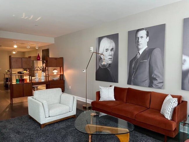 Building Photo - 245 E Main St Unit ID1094664P