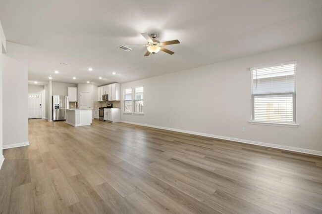 Photo - 283 Honey Onyx Trl