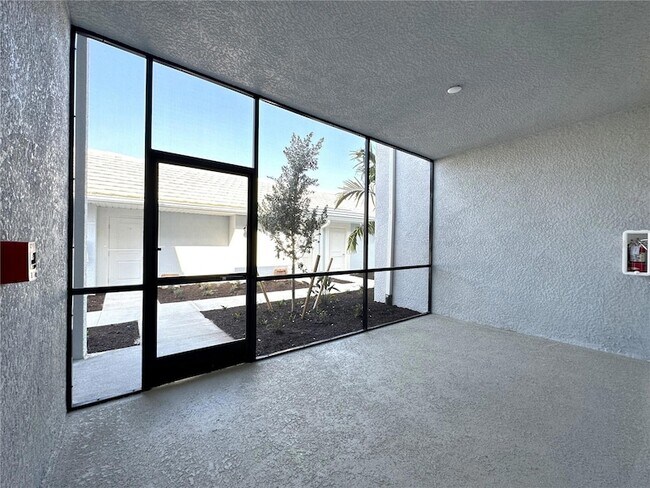 Photo - 14204 Heritage Landing Blvd Unit 718