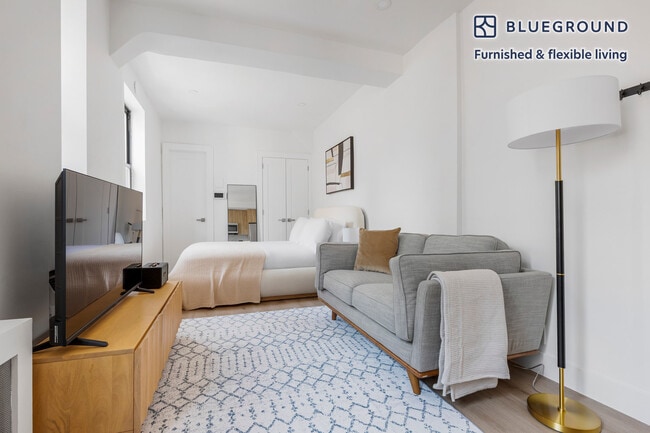 Building Photo - 138 E 38th St Unit FL12-ID2113