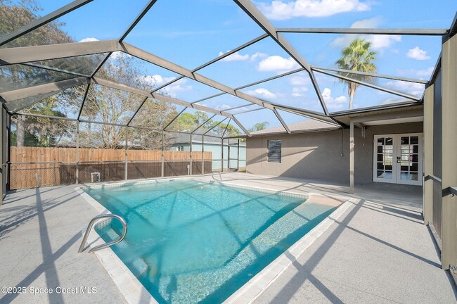 Photo - 115 Angelo Rd SE