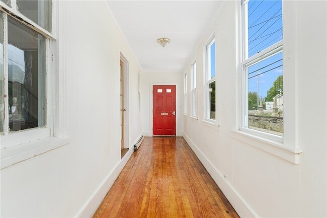 Photo - 53 Warner St