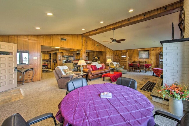 Photo - 928 Welch Ln Unit SI ID1385783P