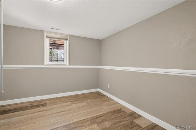 Photo - 1734 King St Unit B