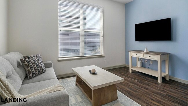 Photo - 1711 Caroline St Unit 324