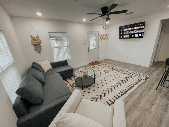 Photo - 3729-3727 N 24th St Unit ID1352452P