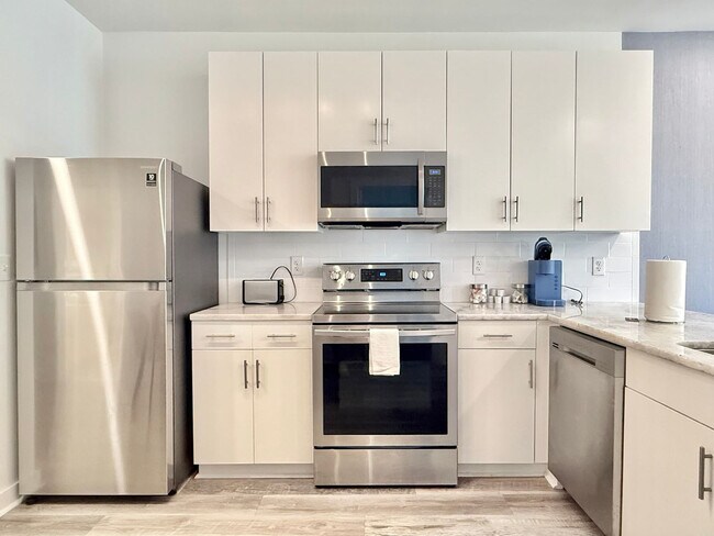 Photo - 525 Parkway Dr NE Unit ID1299408P