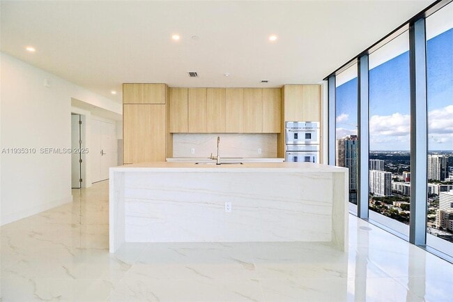 Photo - 700 NE 24th St Unit 4201